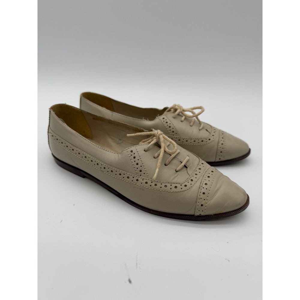 Capezio Vintage Leather Wingtip Oxford Flats Beige Cream Brogue 5.5M 6702-752